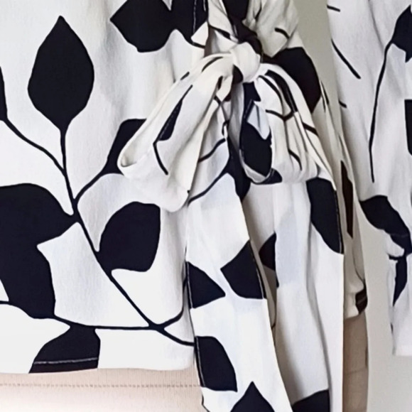 Talbots Leaf Print Wrap Top   Petite - Picture 5 of 8